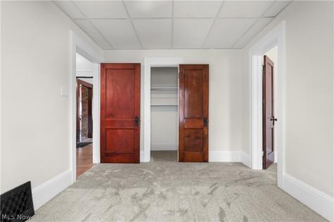 250 Morningview Avenue Akron OH 44305