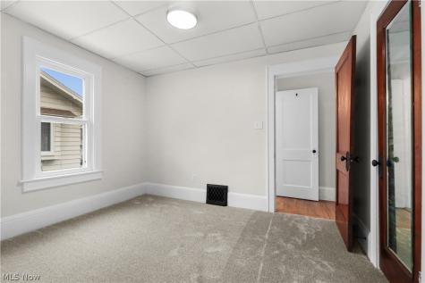 250 Morningview Avenue Akron OH 44305