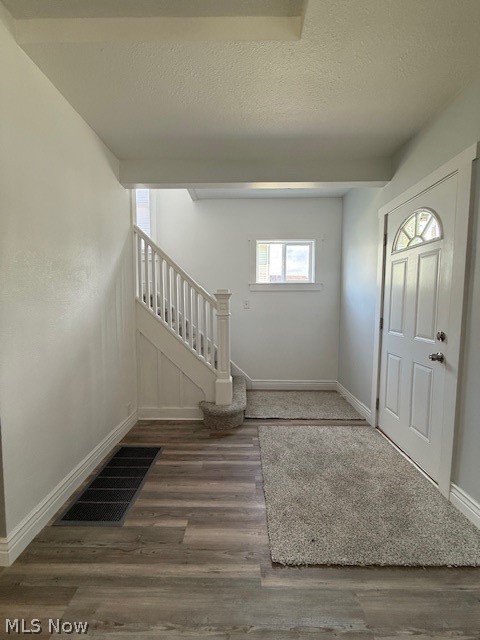562 Heller Drive Newcomerstown OH 43832