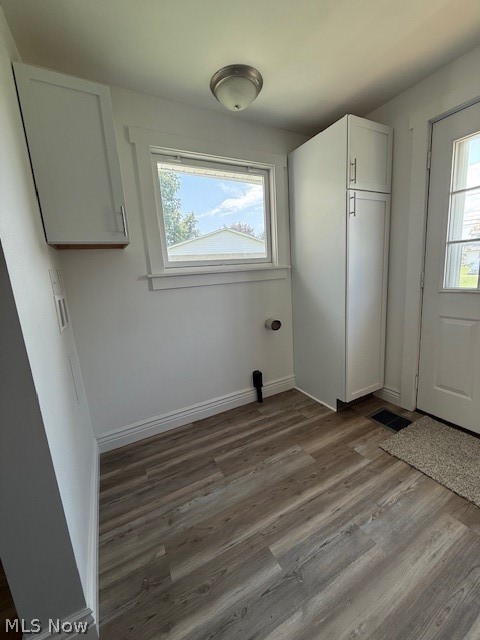 562 Heller Drive Newcomerstown OH 43832