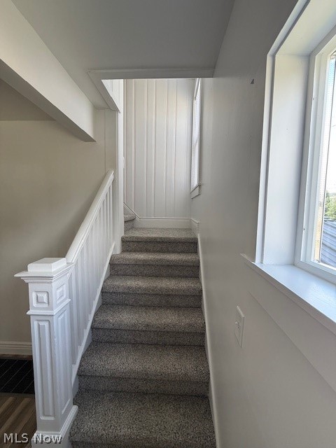 562 Heller Drive Newcomerstown OH 43832