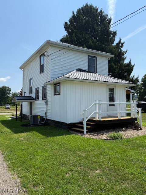 562 Heller Drive Newcomerstown OH 43832