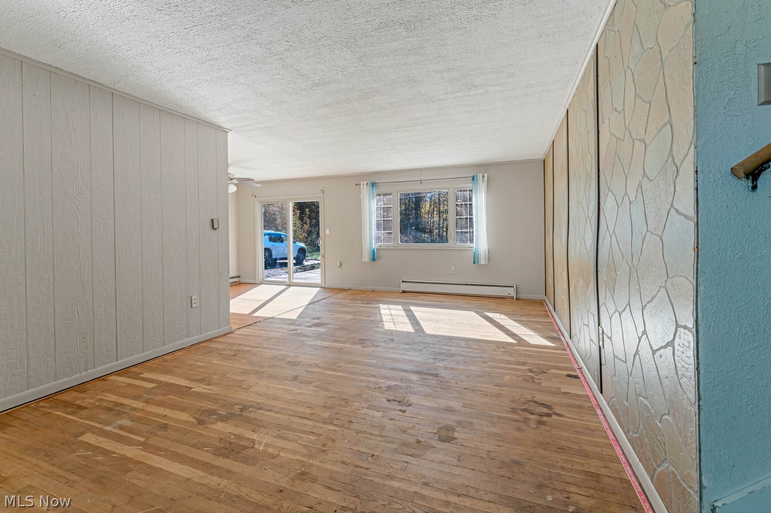 15243 Stoltz Road Diamond OH 44412