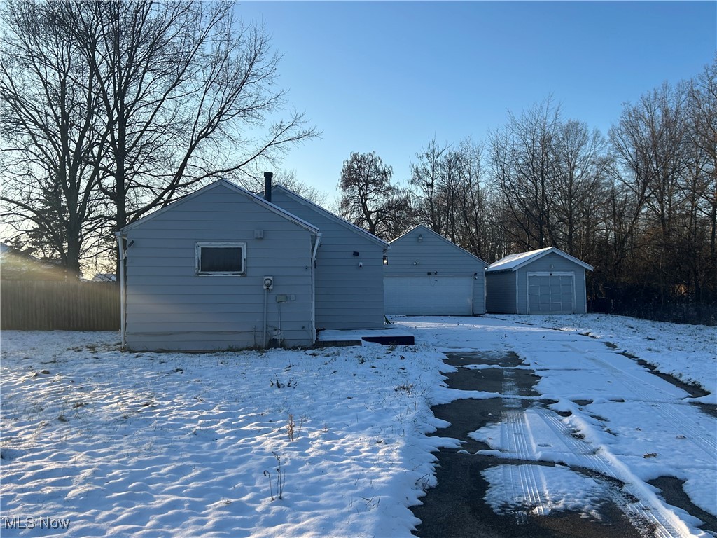 2025 Scott Court Elyria OH 44035