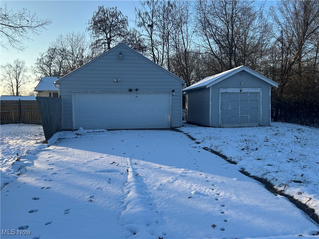 2025 Scott Court Elyria OH 44035