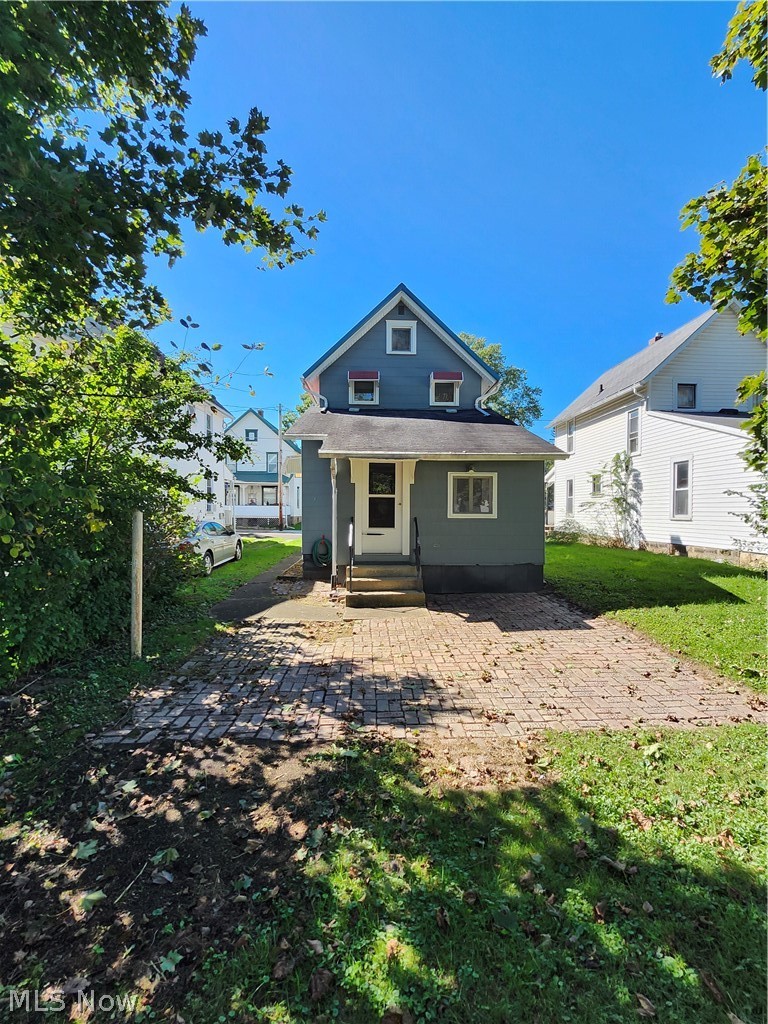 1047 W Arch Street Ashland OH 44805