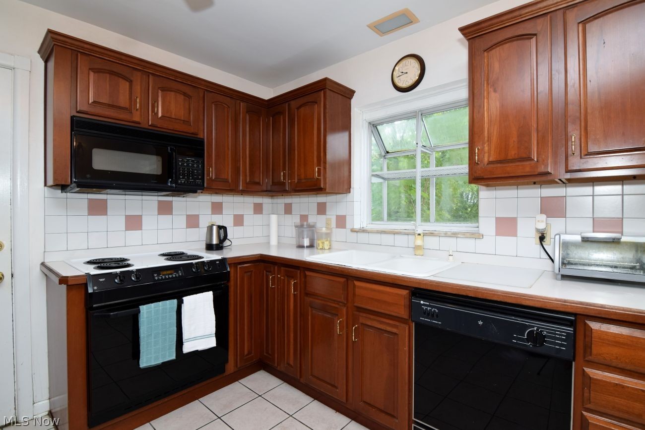 21018 Halburton Road Beachwood OH 44122