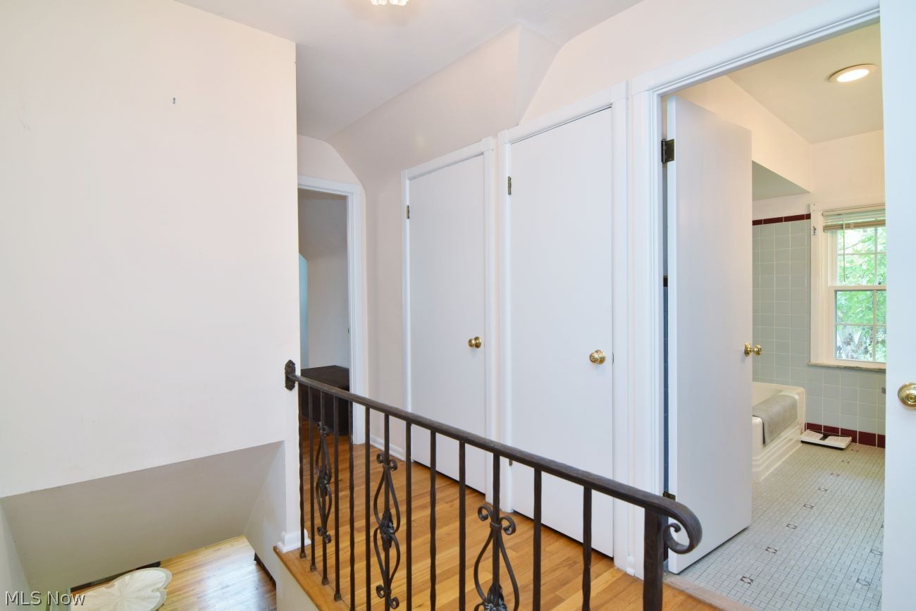 21018 Halburton Road Beachwood OH 44122