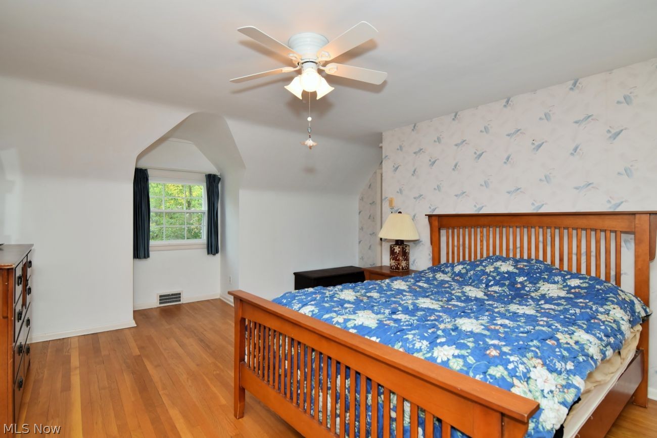 21018 Halburton Road Beachwood OH 44122