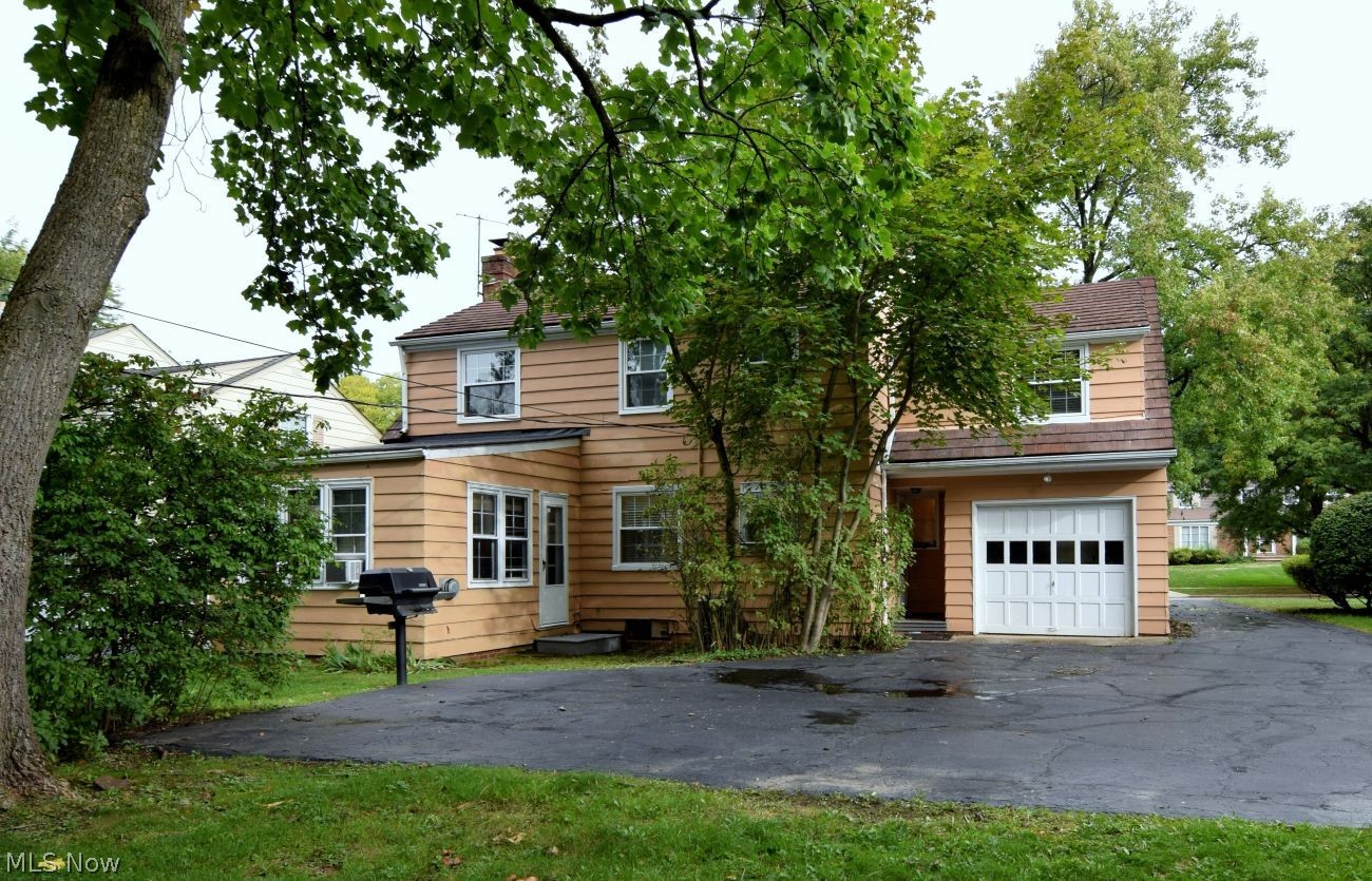 21018 Halburton Road Beachwood OH 44122
