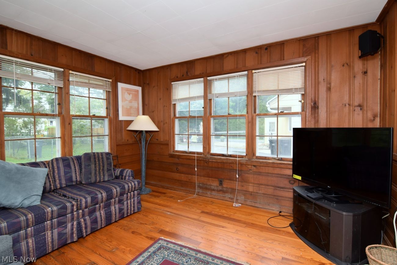 21018 Halburton Road Beachwood OH 44122