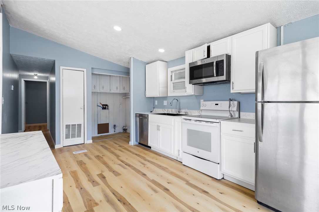 465 Stallion Court Lagrange OH 44050