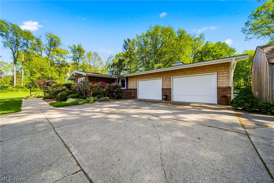 1425 Lake (SR 531) Road Conneaut OH 44030