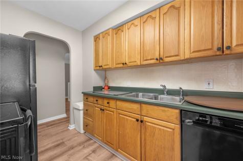 6358 Allanwood Drive Parma OH 44129