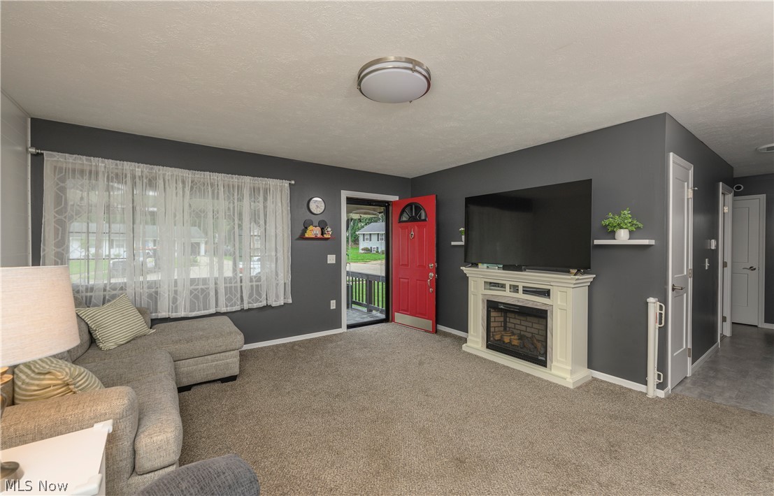 2715 Delaware Circle Dover OH 44622