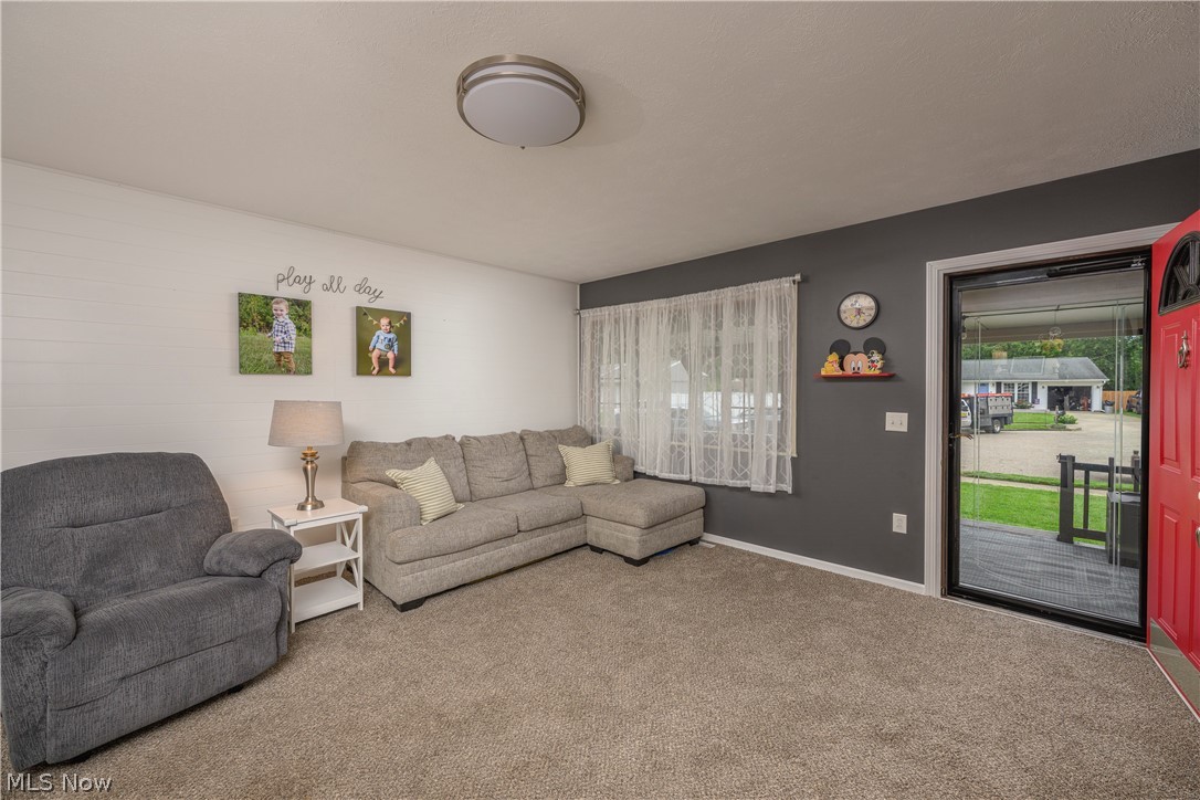 2715 Delaware Circle Dover OH 44622