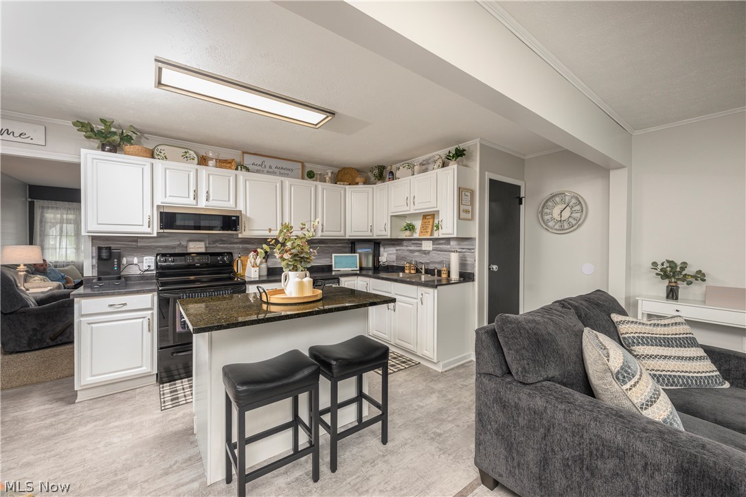 2715 Delaware Circle Dover OH 44622