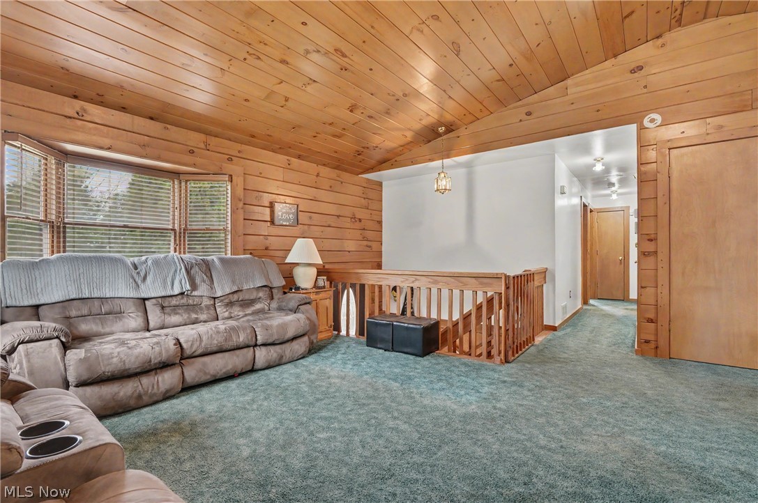 6092 Warren Road Cortland OH 44410