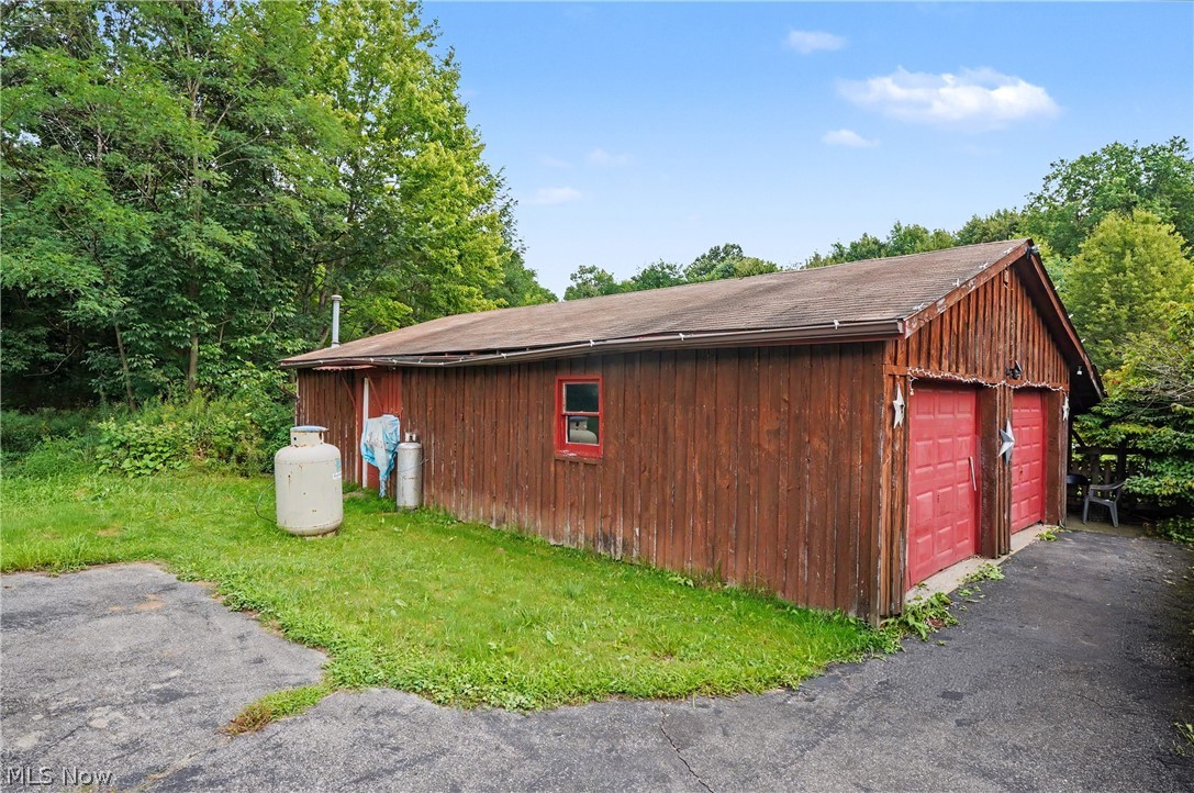 6092 Warren Road Cortland OH 44410