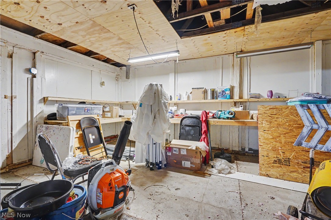 6092 Warren Road Cortland OH 44410