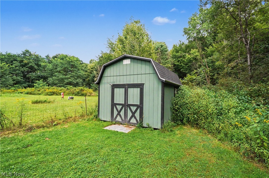 6092 Warren Road Cortland OH 44410