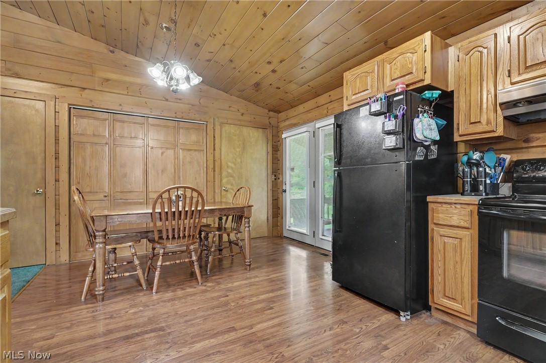 6092 Warren Road Cortland OH 44410