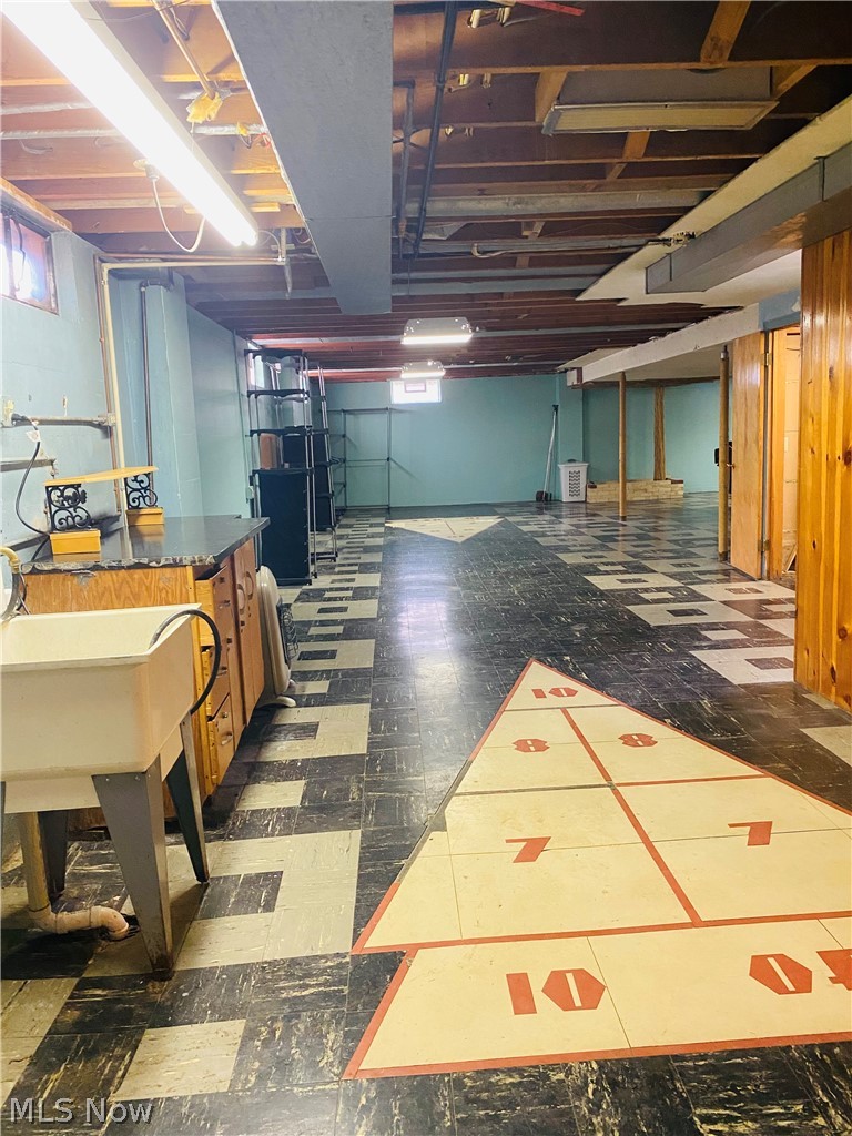 141 Miami Avenue Elyria OH 44035