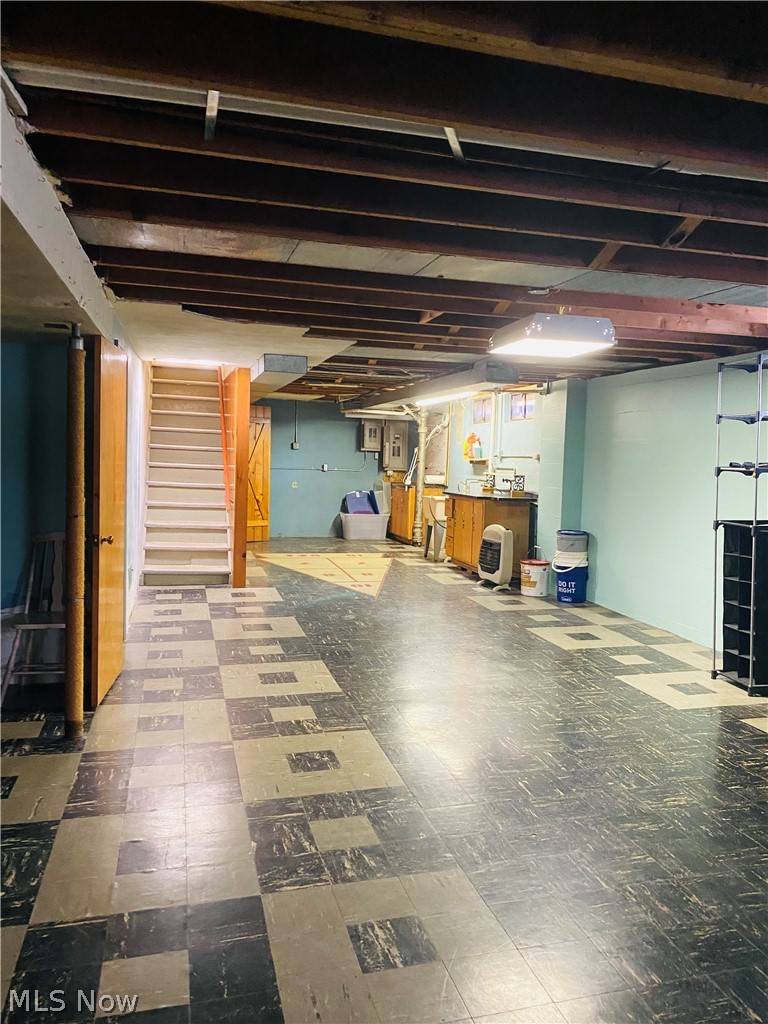 141 Miami Avenue Elyria OH 44035