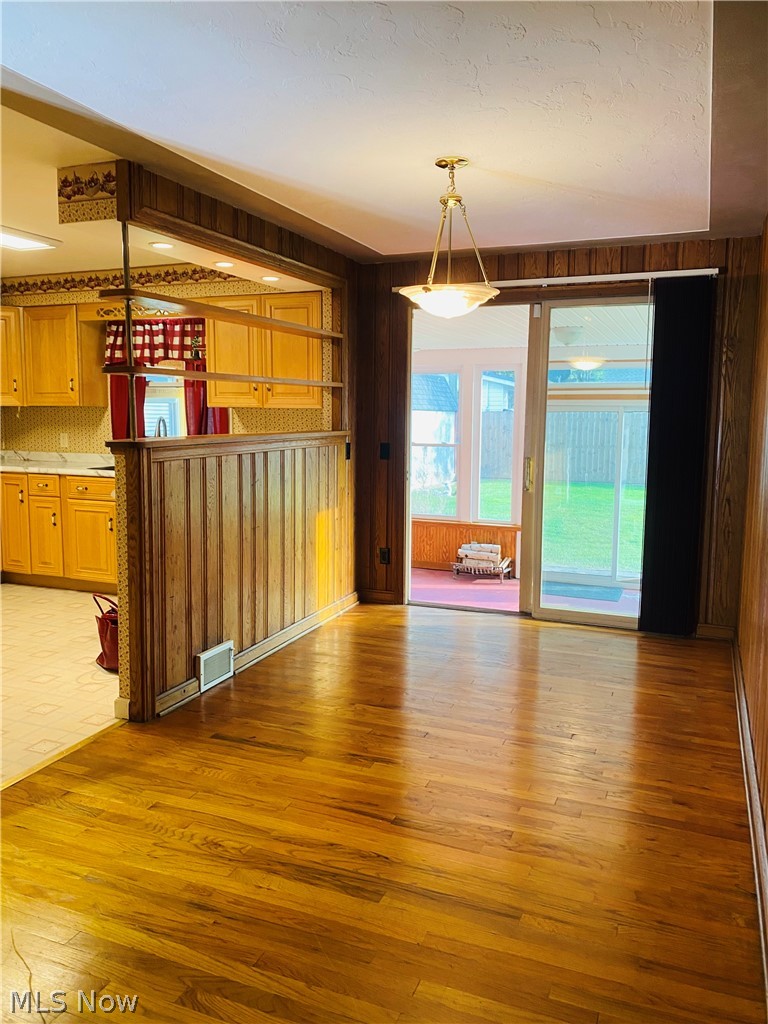 141 Miami Avenue Elyria OH 44035