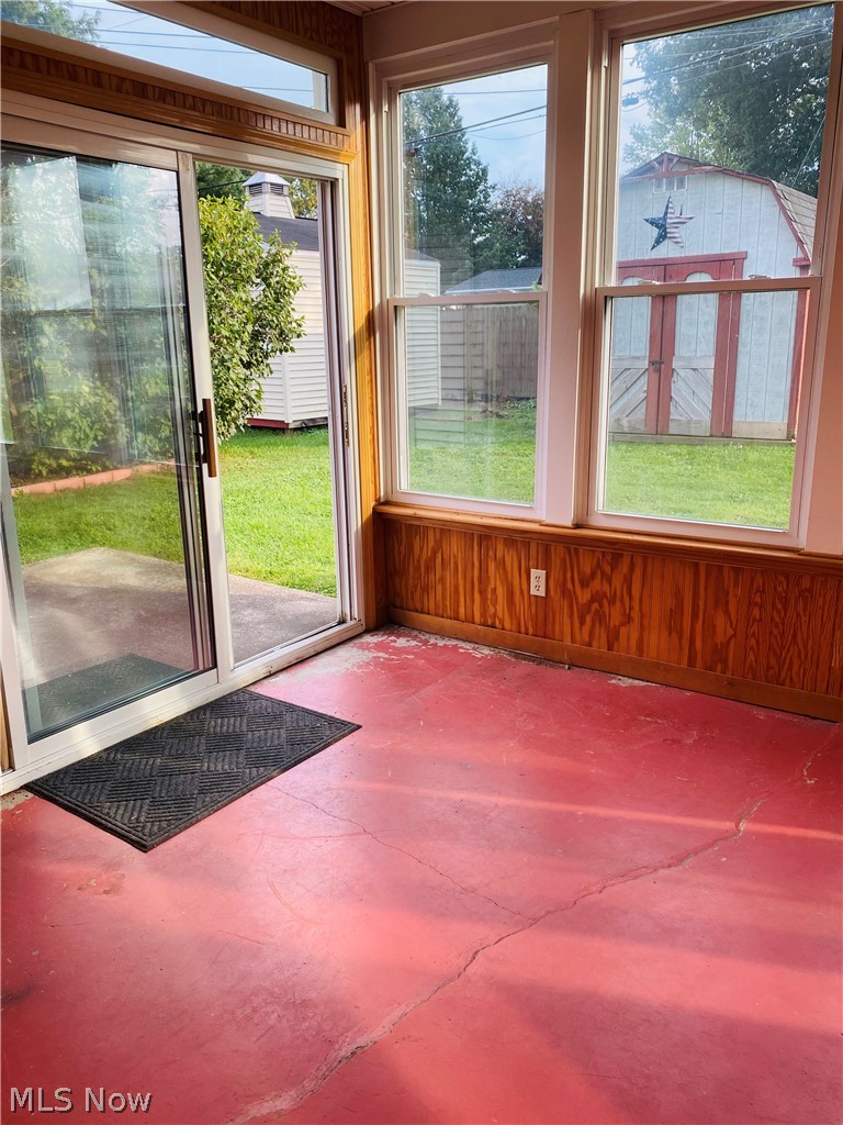 141 Miami Avenue Elyria OH 44035