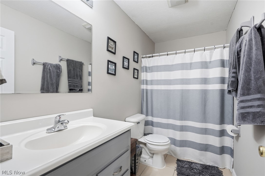 1341 Race Street Zanesville OH 43701