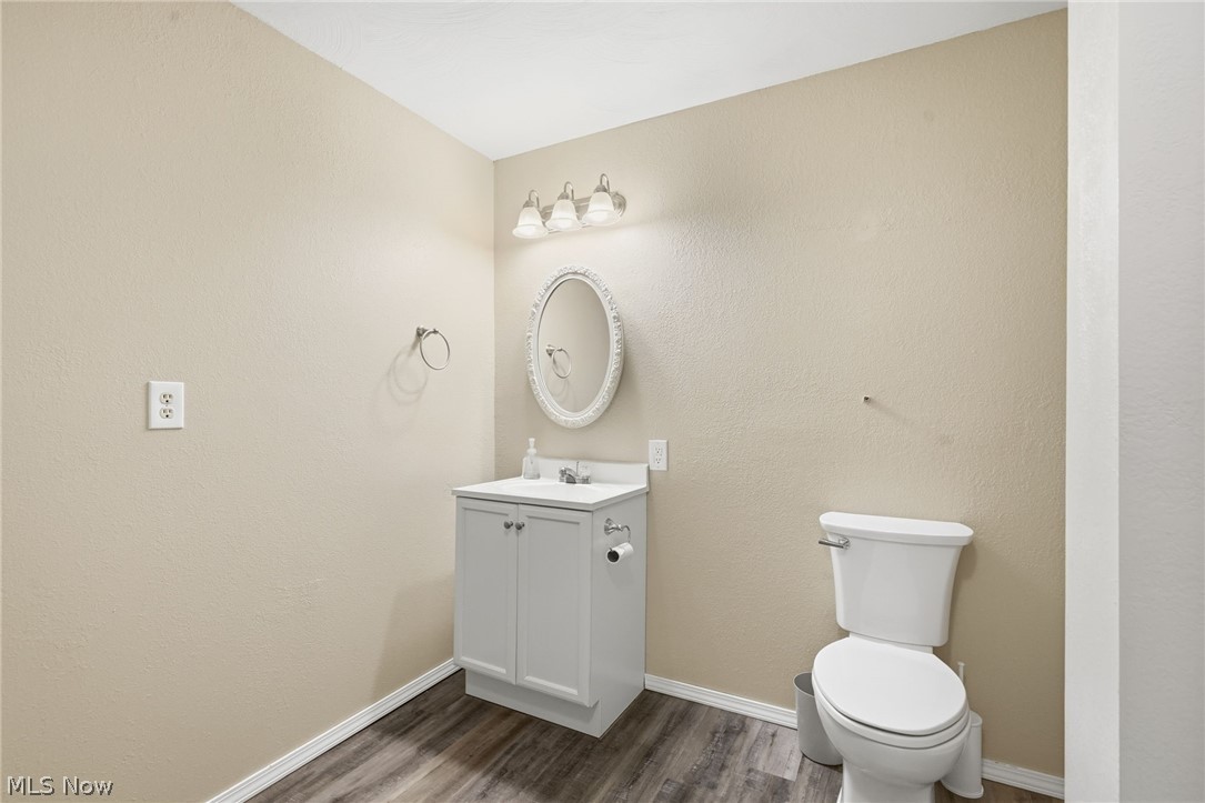 1341 Race Street Zanesville OH 43701