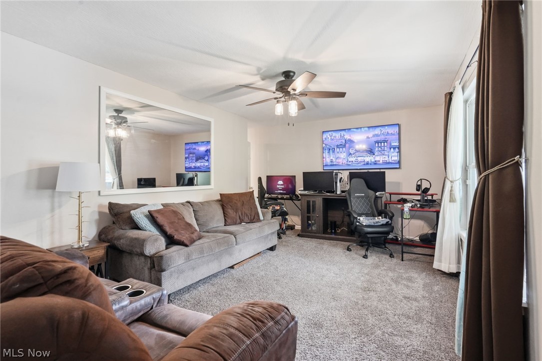 1341 Race Street Zanesville OH 43701