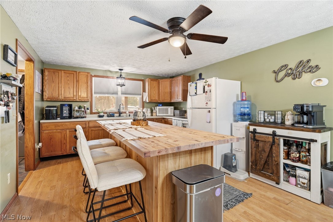 12032 Mercer Road NE Alliance OH 44601