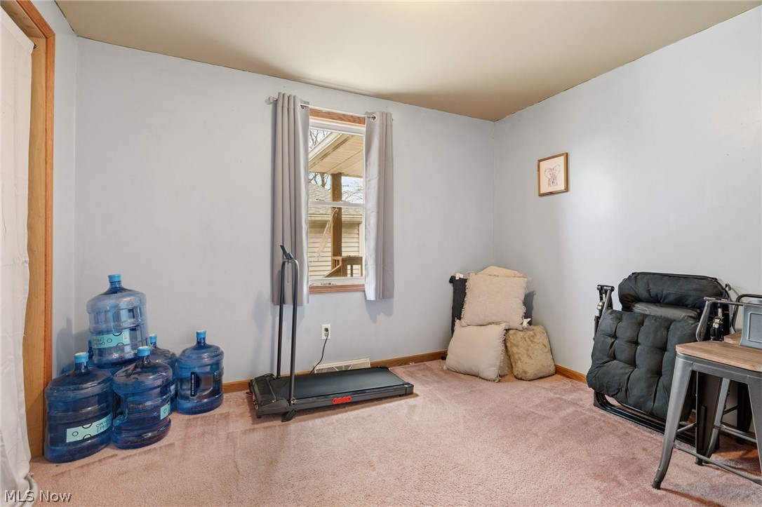 12032 Mercer Road NE Alliance OH 44601