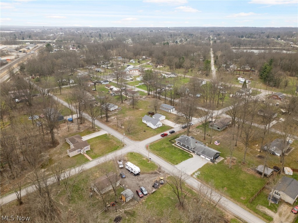 12032 Mercer Road NE Alliance OH 44601