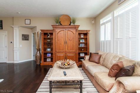 1377 Easton Way Brunswick OH 44212