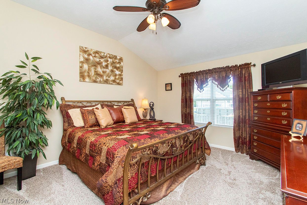 1377 Easton Way Brunswick OH 44212