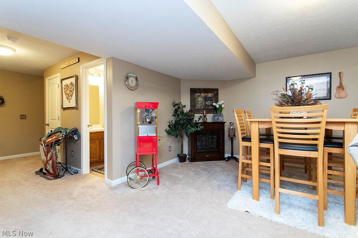 1377 Easton Way Brunswick OH 44212
