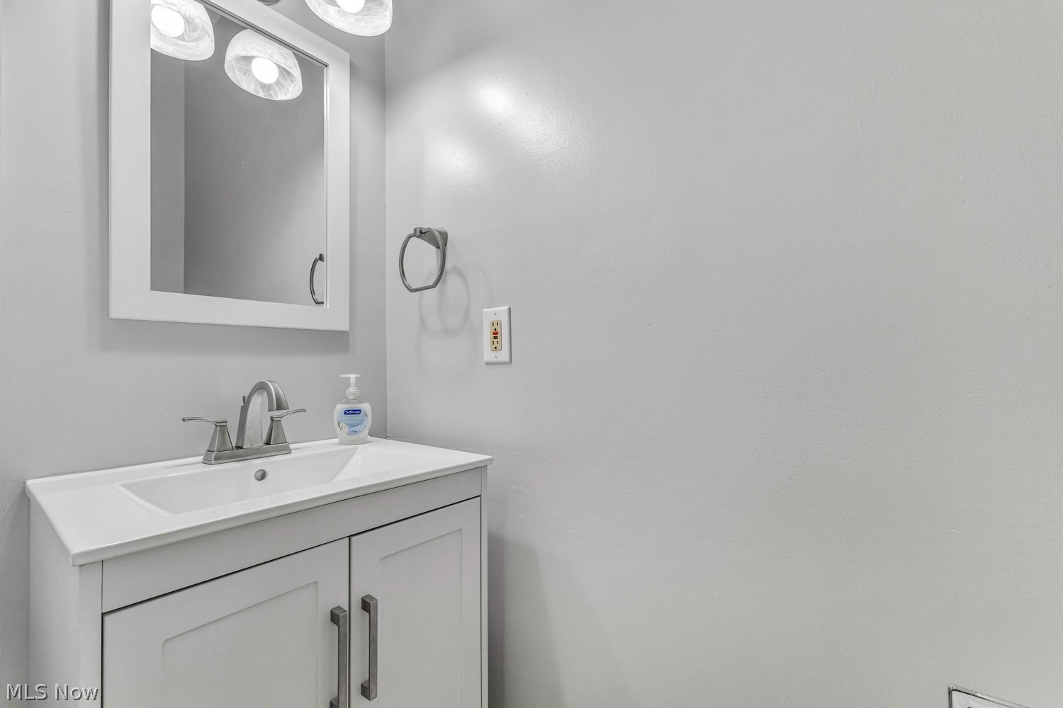 3529 Delmar Drive Rocky River OH 44116