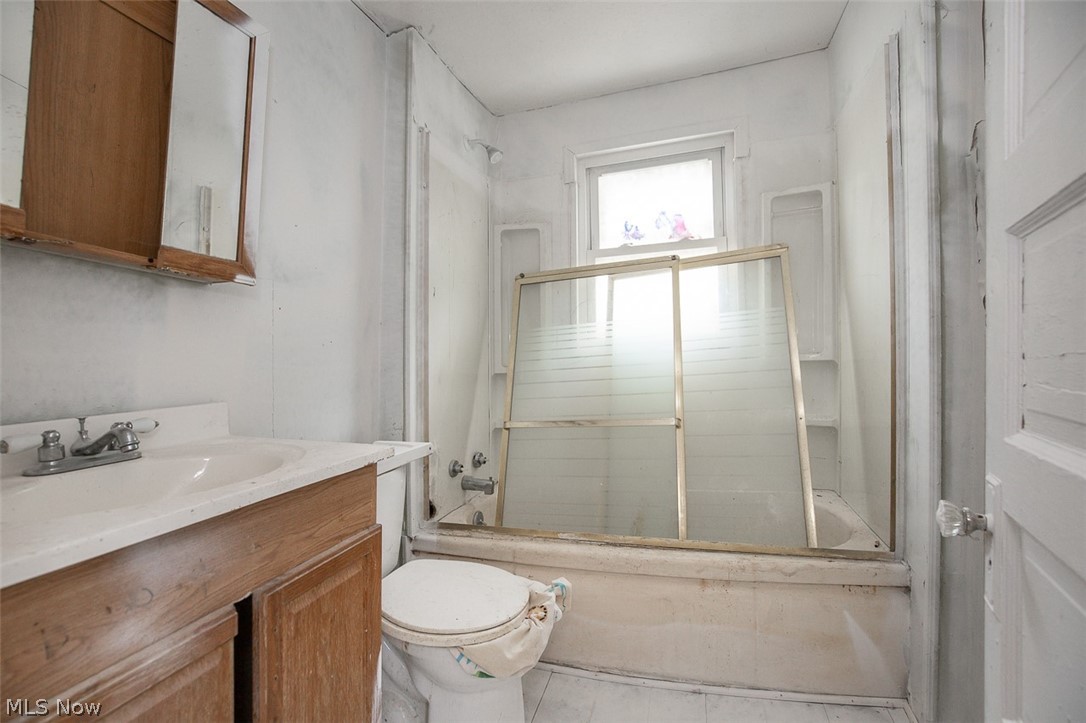 3194 W 95th Street Cleveland OH 44102