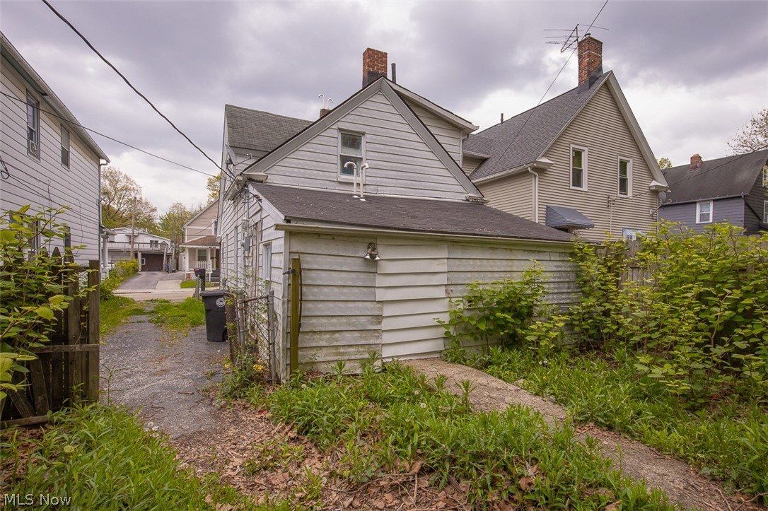 3194 W 95th Street Cleveland OH 44102
