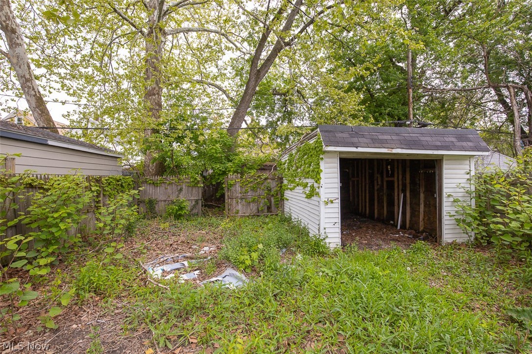3194 W 95th Street Cleveland OH 44102