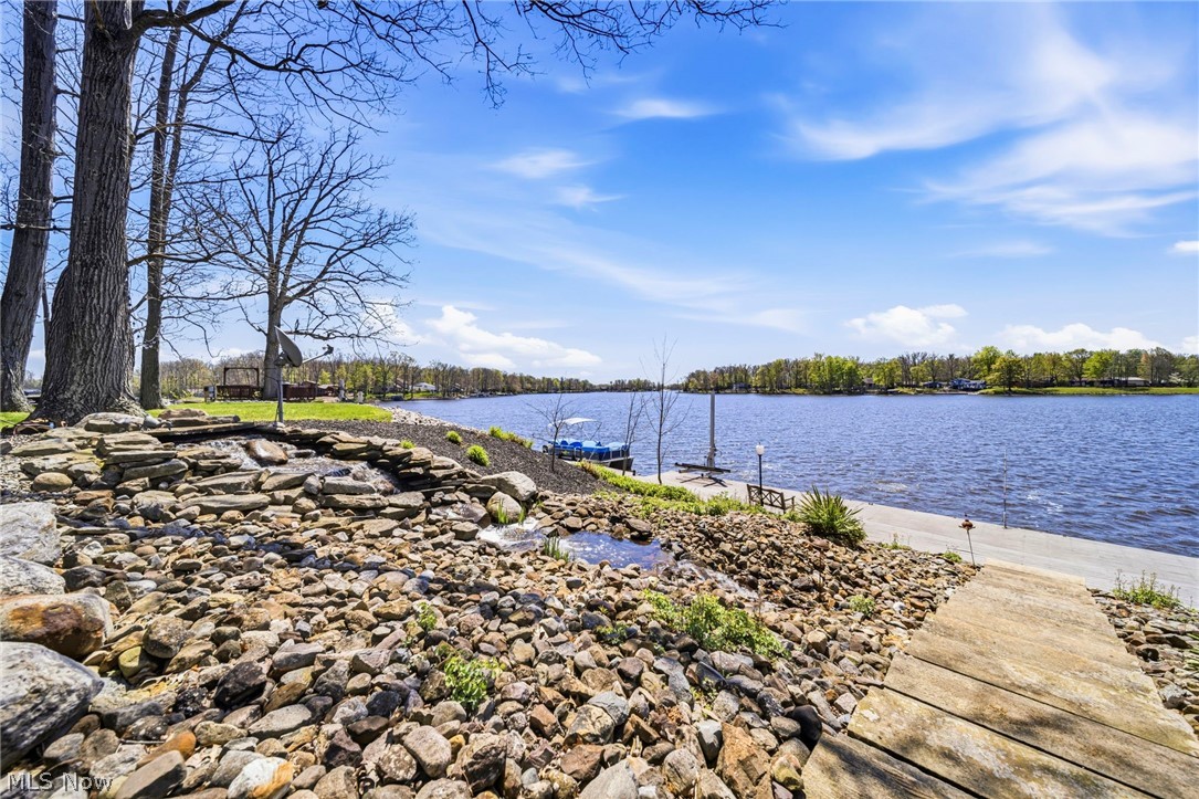 2528 Tupelo Drive Roaming Shores OH 44084
