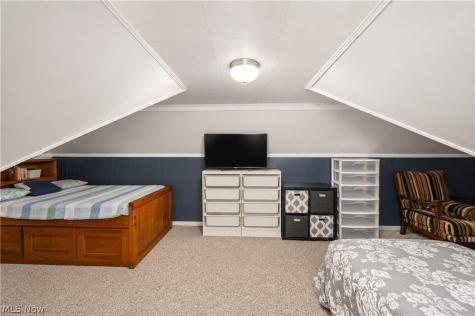 1421 Castlewood Avenue SW North Canton OH 44720