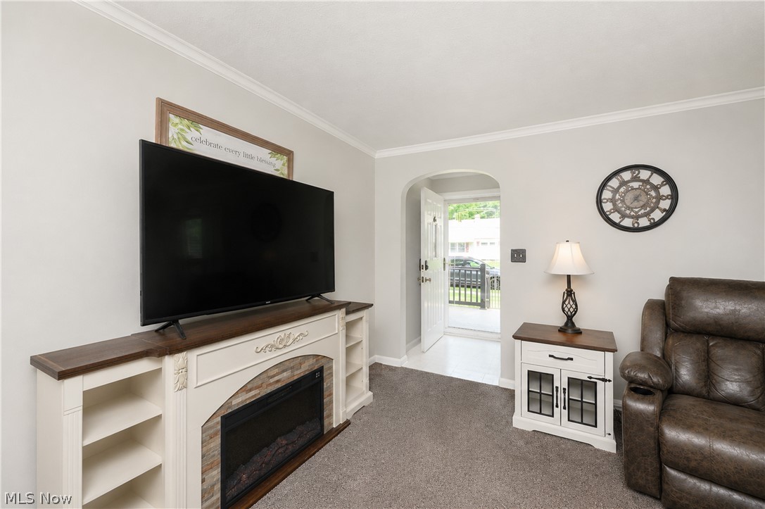 1421 Castlewood Avenue SW North Canton OH 44720