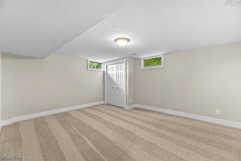 454 Westwood Avenue Wadsworth OH 44281
