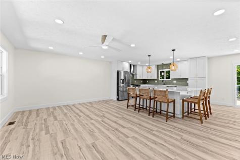 454 Westwood Avenue Wadsworth OH 44281