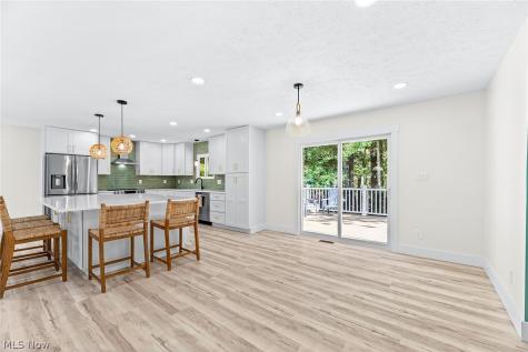 454 Westwood Avenue Wadsworth OH 44281