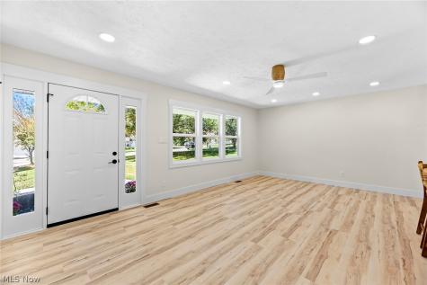 454 Westwood Avenue Wadsworth OH 44281